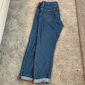 Women’s Levi 501 boyfriend fit medium wash